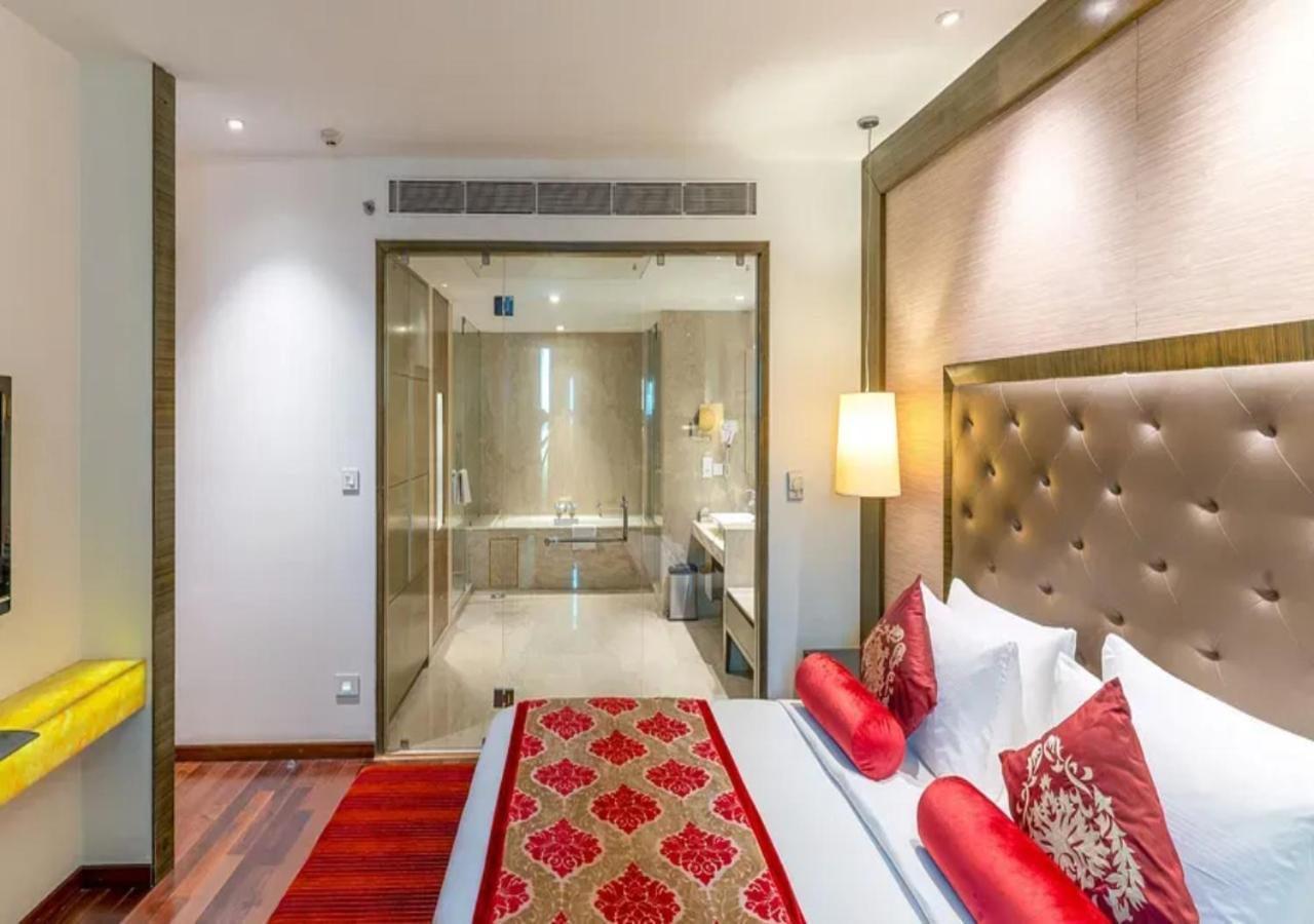 Hotel O Cean Suites Near Igi Airport New Delhi Eksteriør bilde